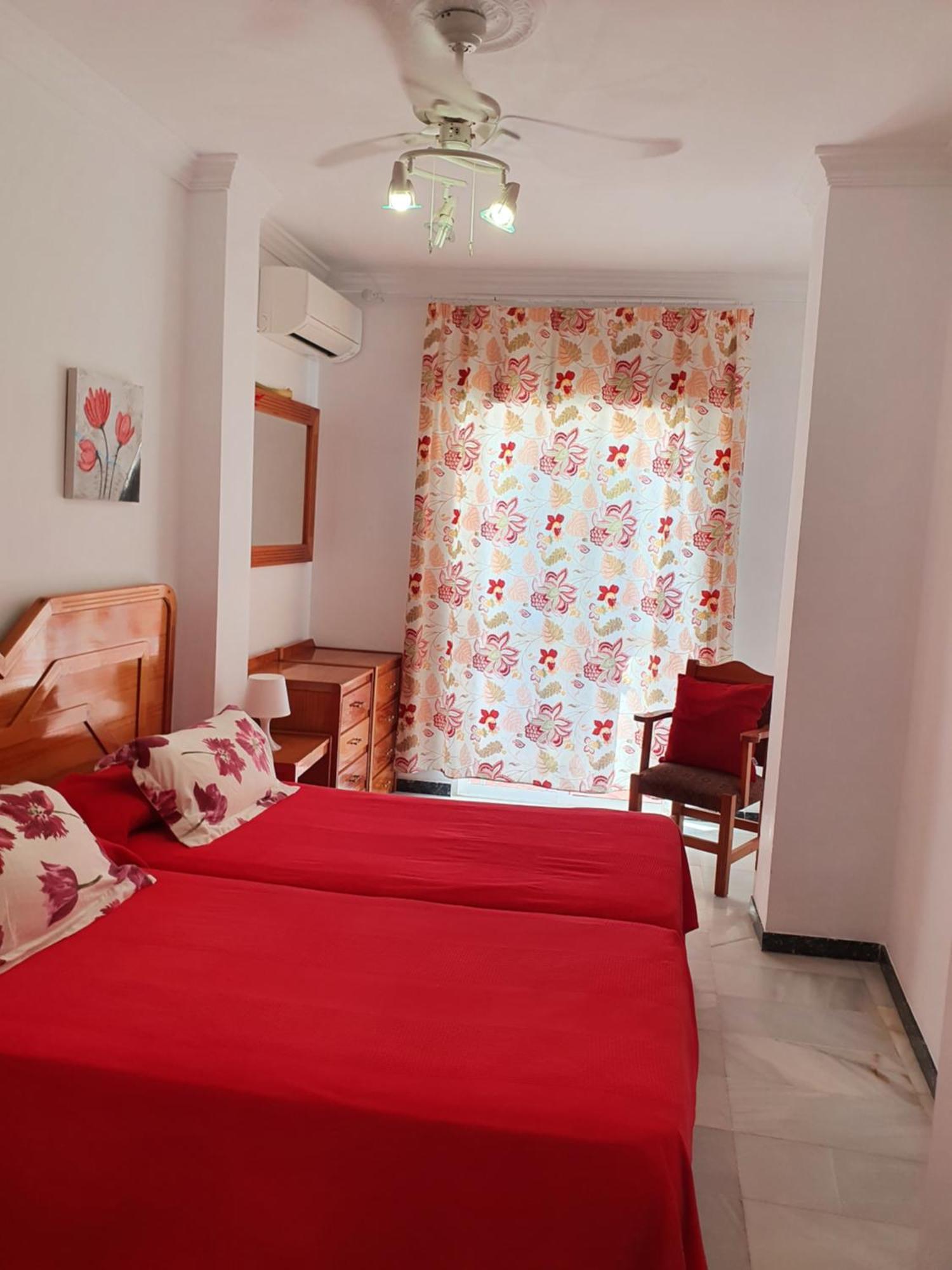 Rico Apartaments Animas Nerja Quarto foto